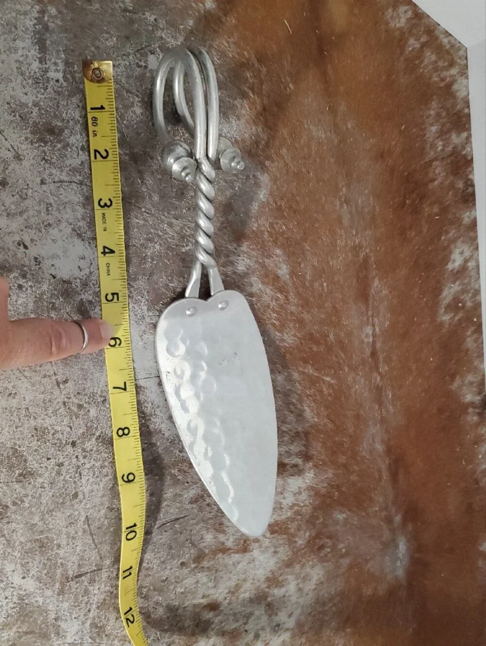 Antique-Style Twisted Handle Server in Silver Tone